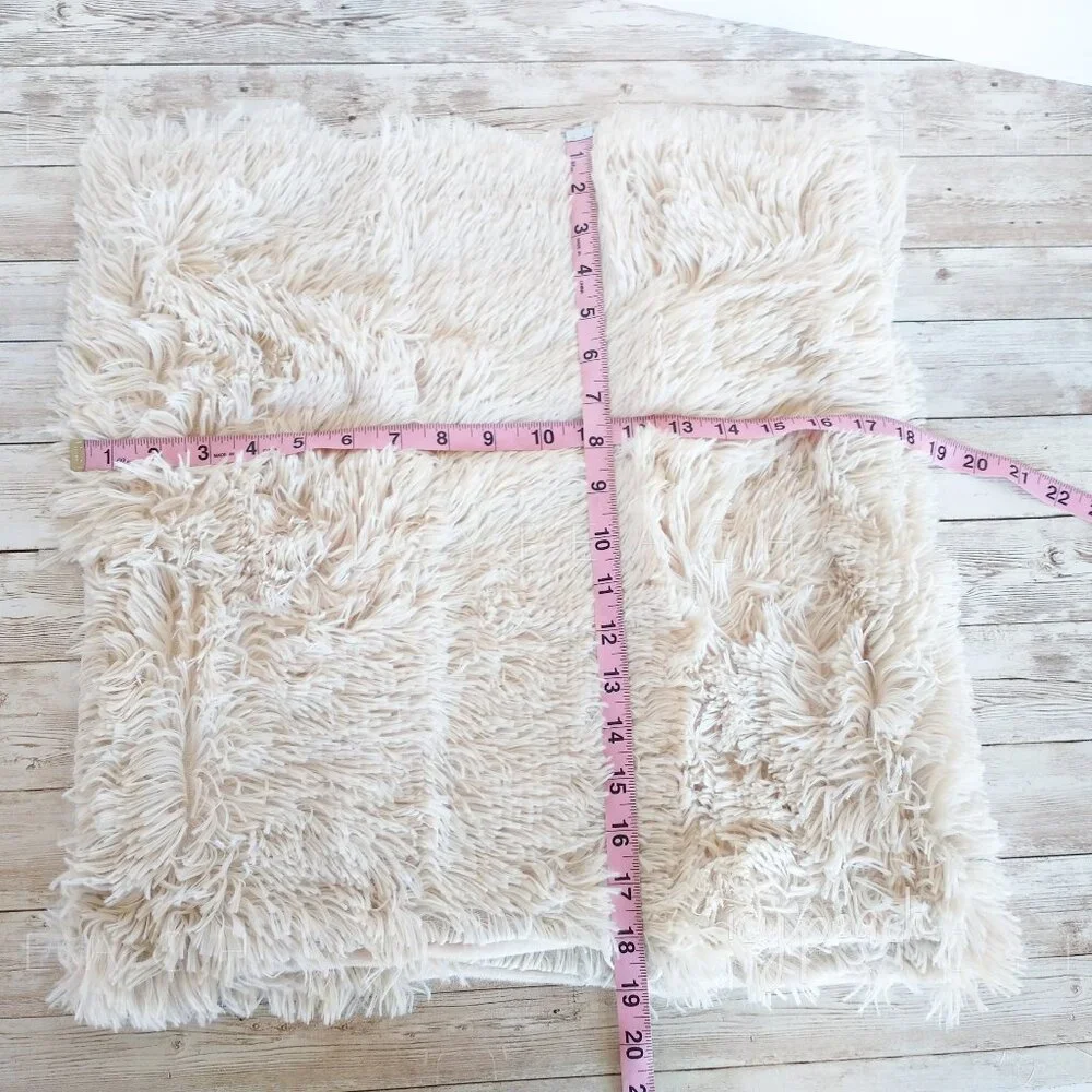 NordECO Home Luxury Throw Pillow Covers 2 Pack18”x18” Beige Faux Fur Fleece